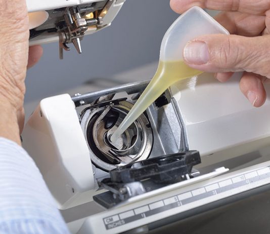 How to Oil Sewing Machines at Home? A Step by Step Guide